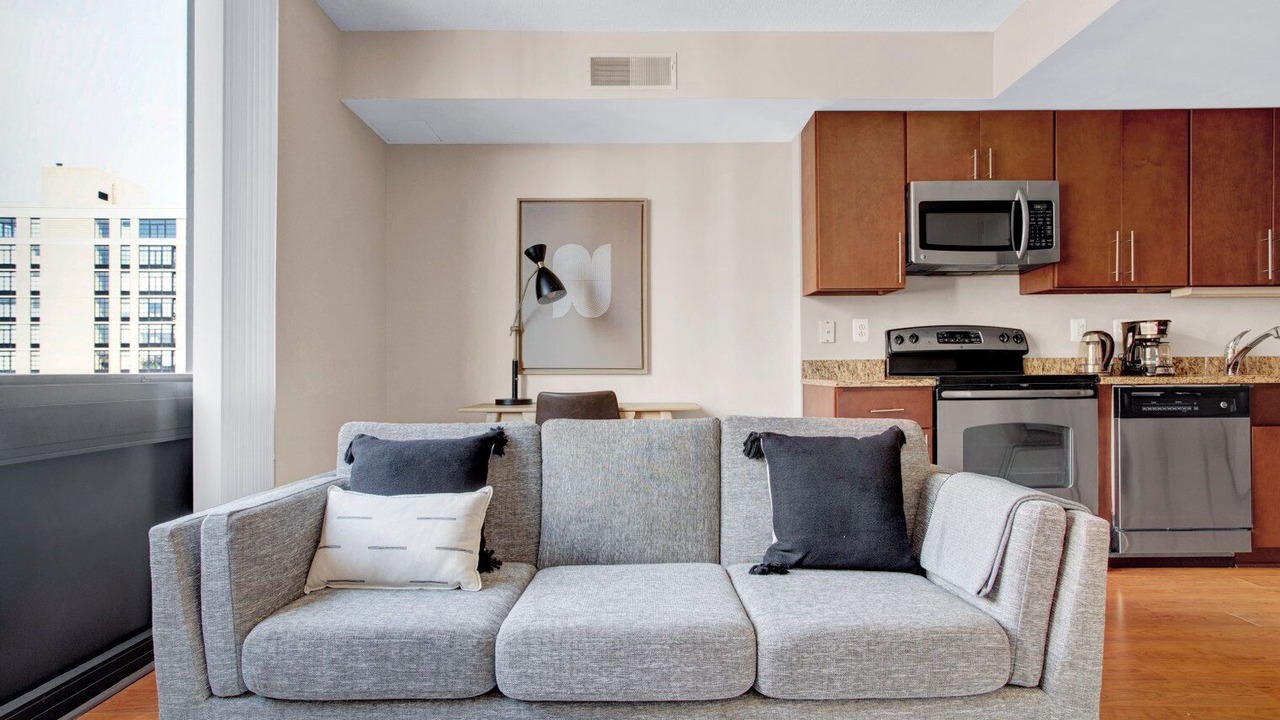 Photo of Livingroom in Mount Vernon Triangle