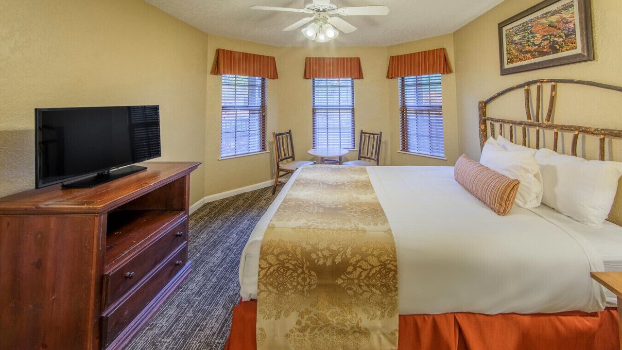 Photo of Bedroom in Clarkesville