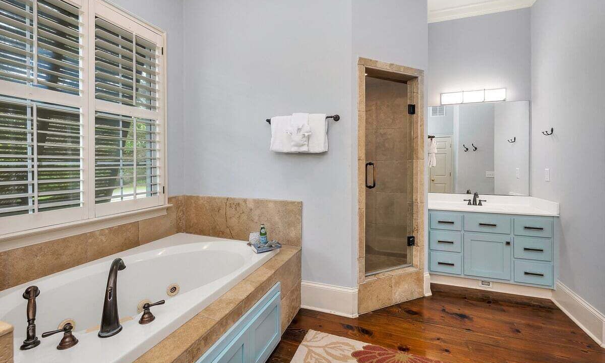 Photo of Bathroom in East Beach