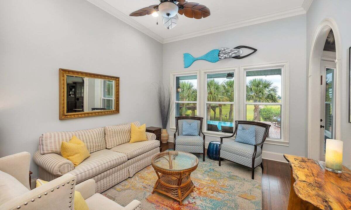 Photo of Livingroom in East Beach