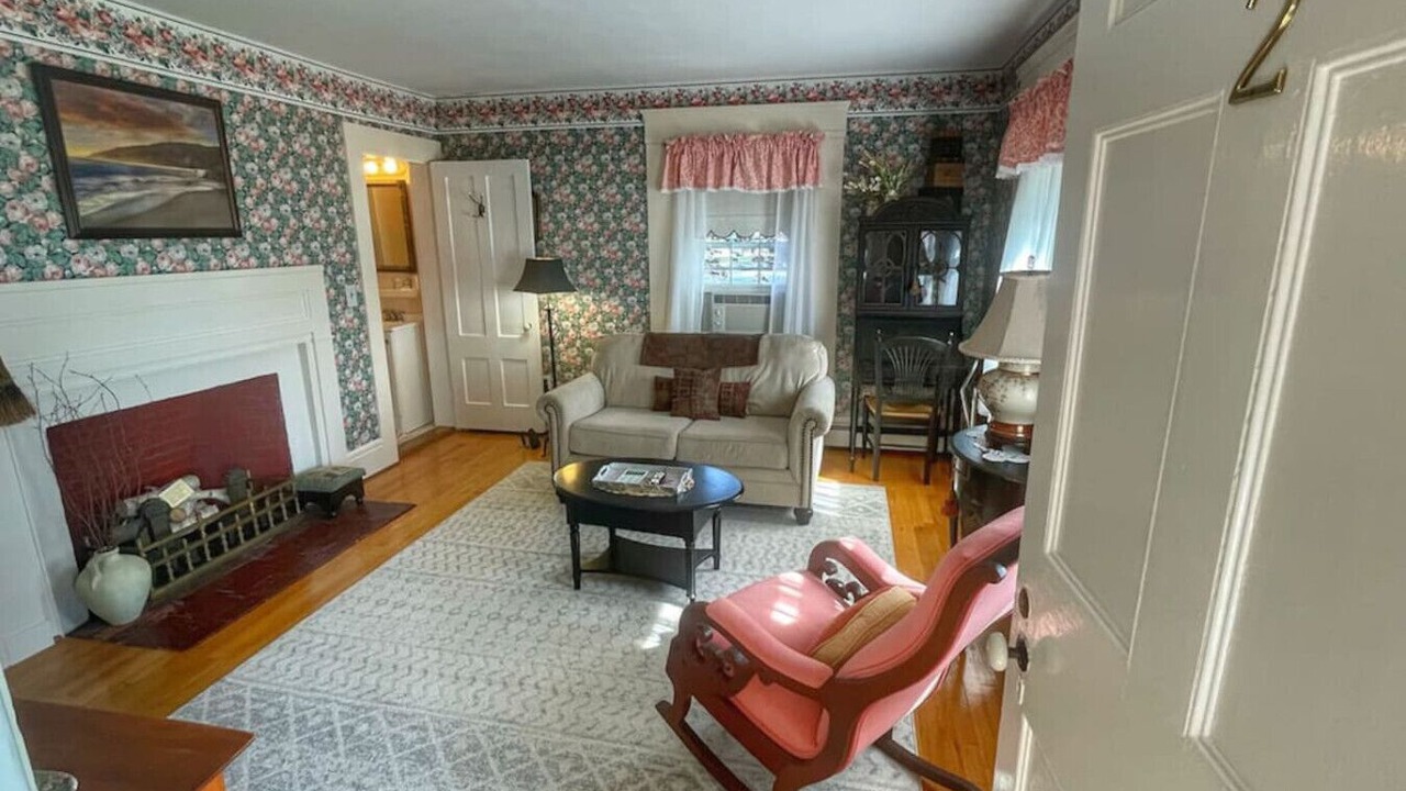 Photo of Livingroom in Trenton