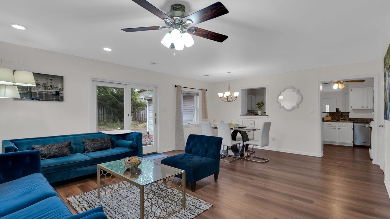 Photo of Livingroom in Sterling