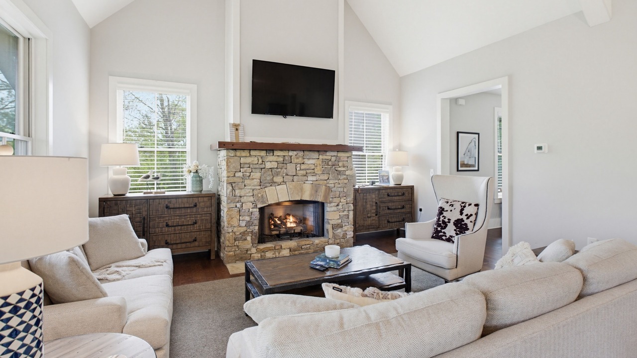 Photo of Livingroom in Bear Lake Reserve