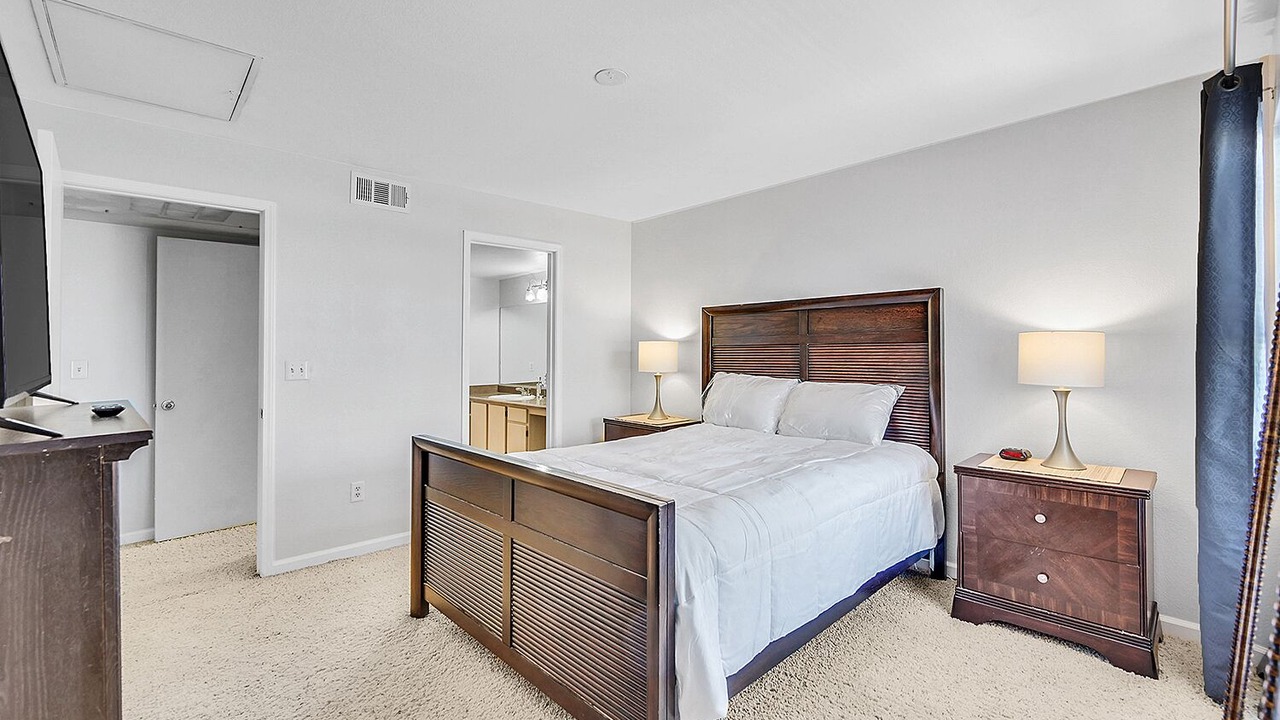 Photo of Bedroom in Silverado Ranch