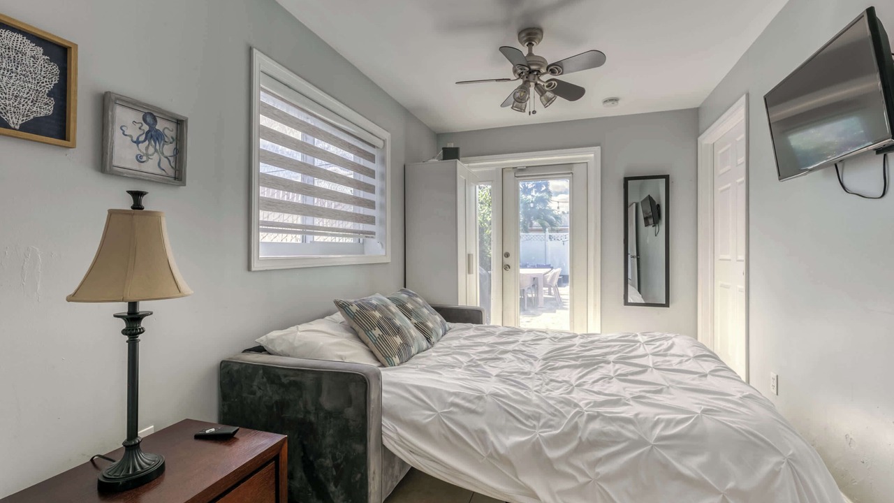Photo of Others in Poinsettia Heights