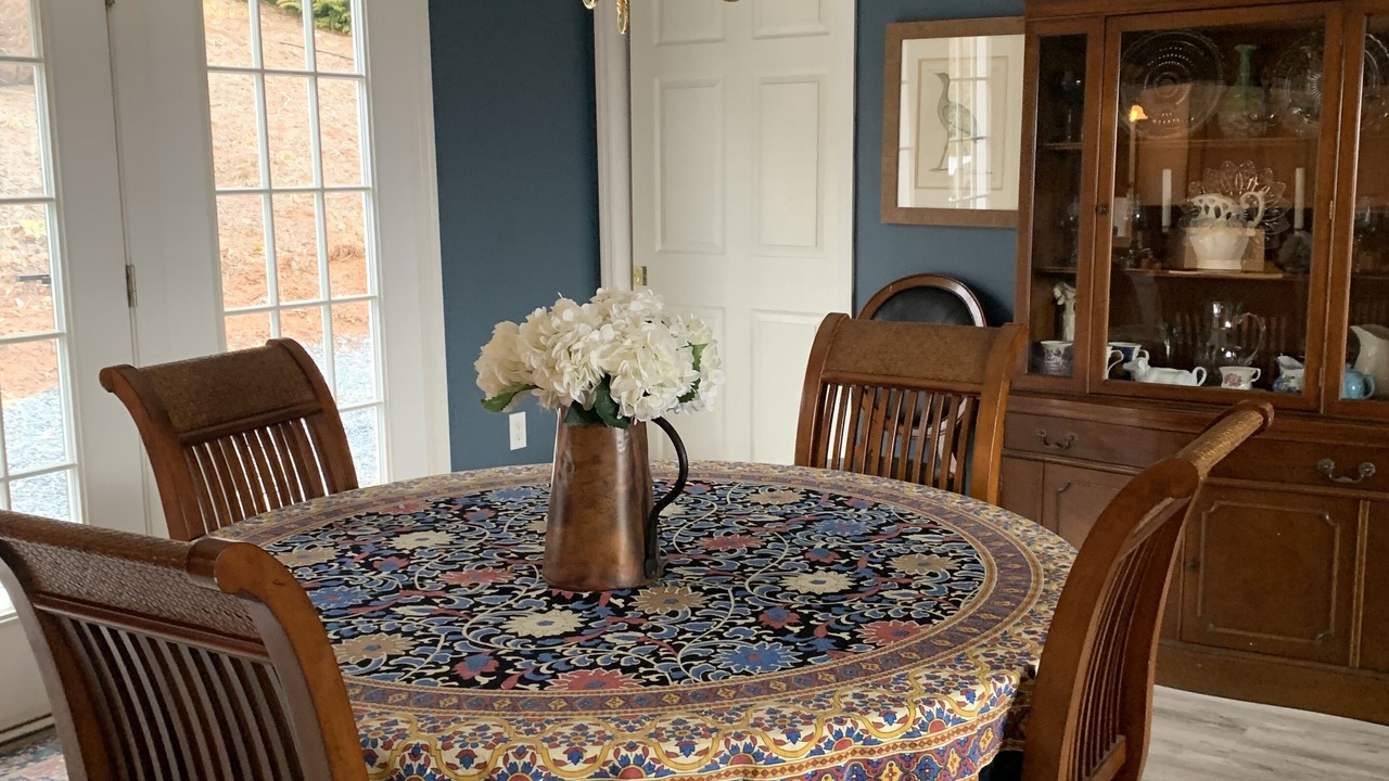 Photo of Bedroom in Bakersville