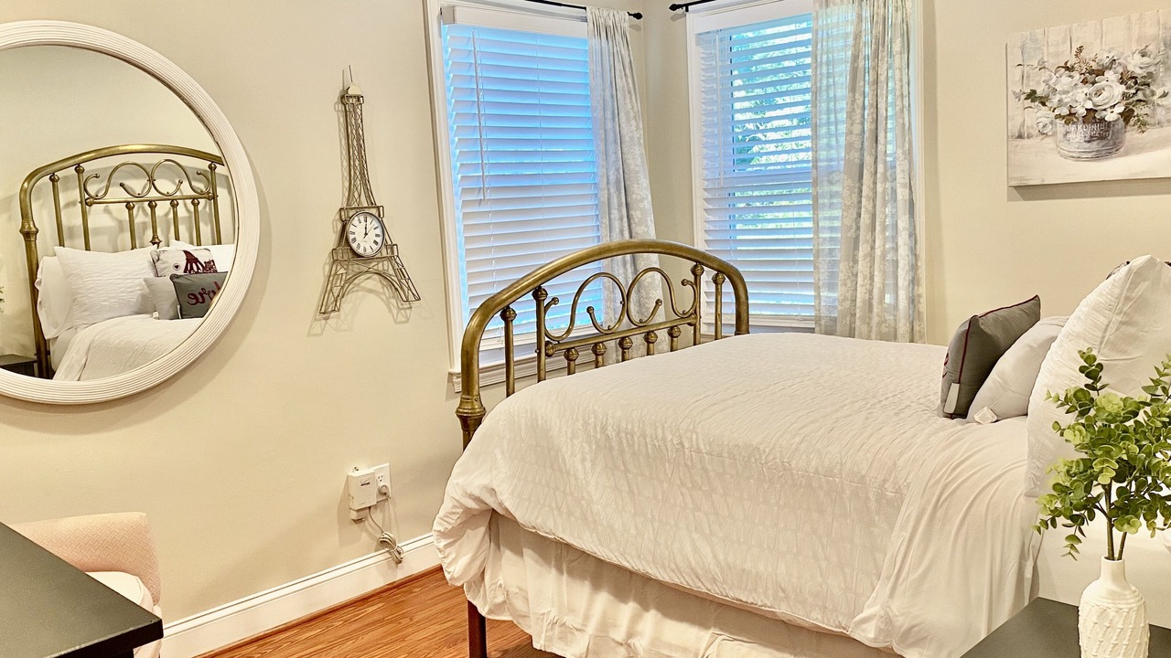 Photo of Bedroom in Fairfax