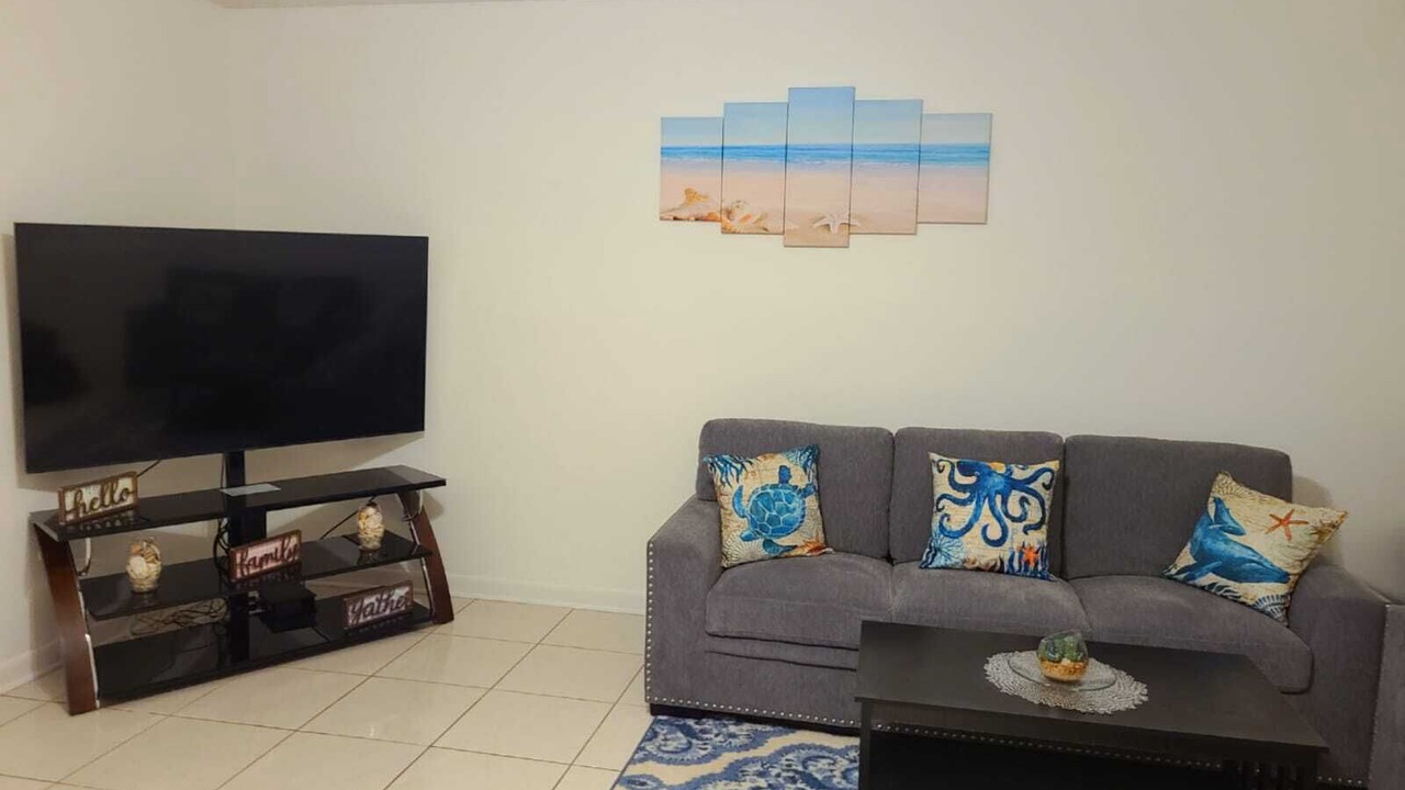 Photo of Livingroom in Madeira Beach