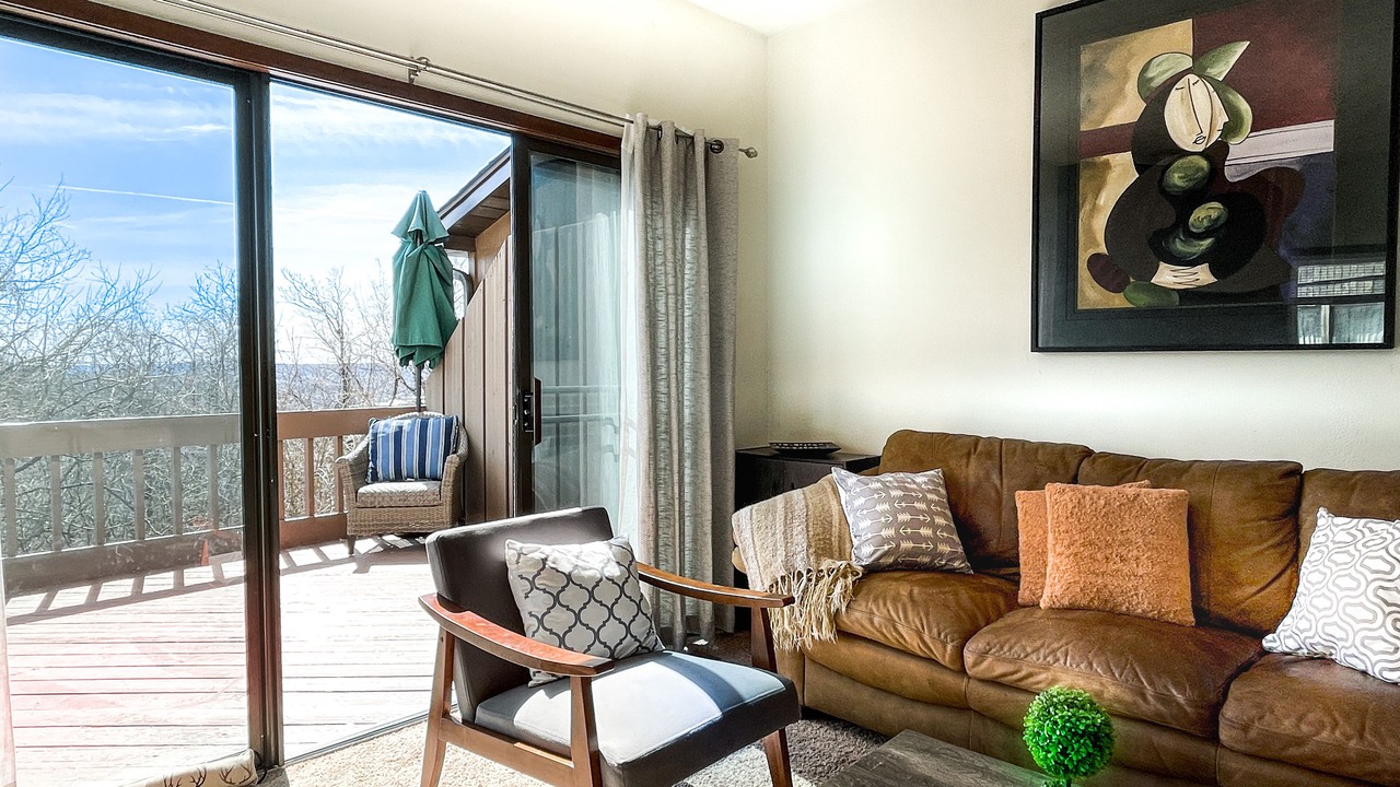 Photo of Livingroom in Pittsburgh