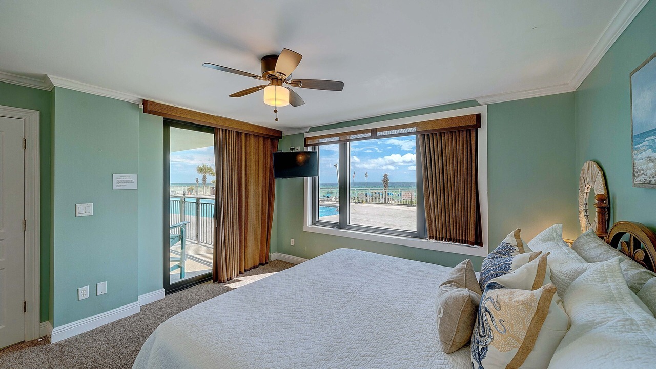 Photo of Bedroom in Holiday Beach