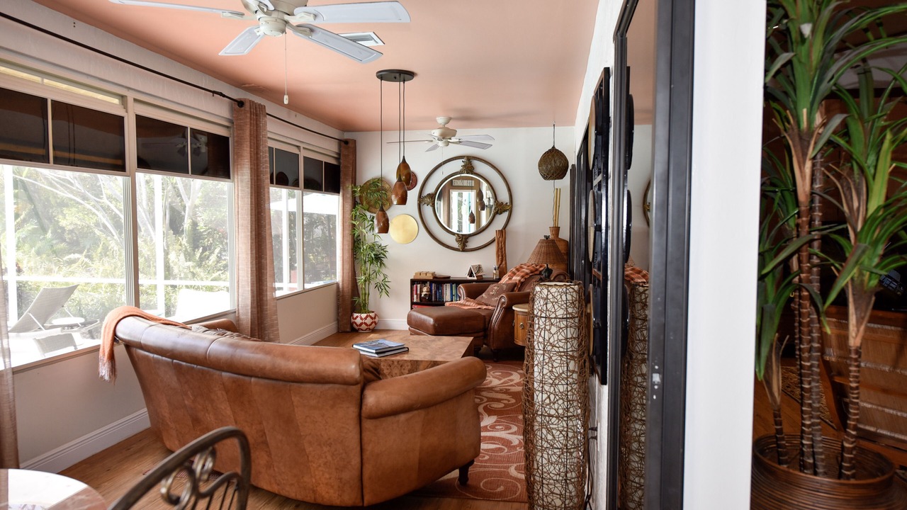 Photo of Livingroom in Caloosahatchee