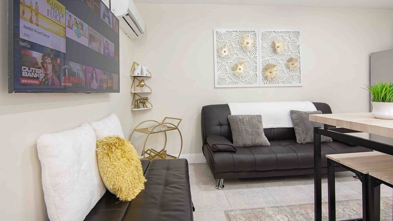 Photo of Livingroom in Hollywood