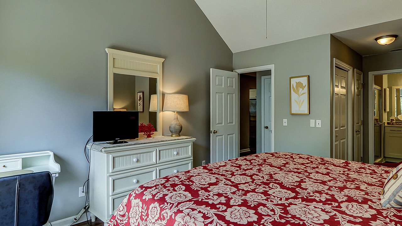 Photo of Bedroom in Sea Pines
