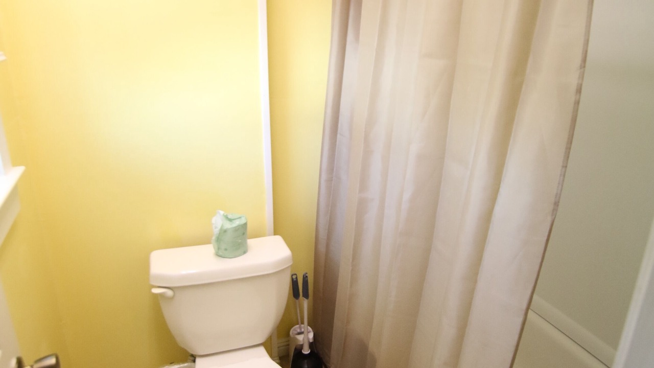 Photo of Bathroom in Topsail Beach