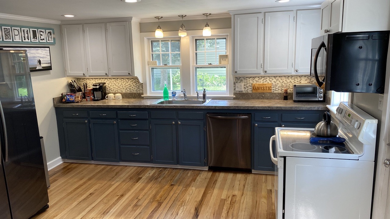 Photo of Kitchen in West Mystic