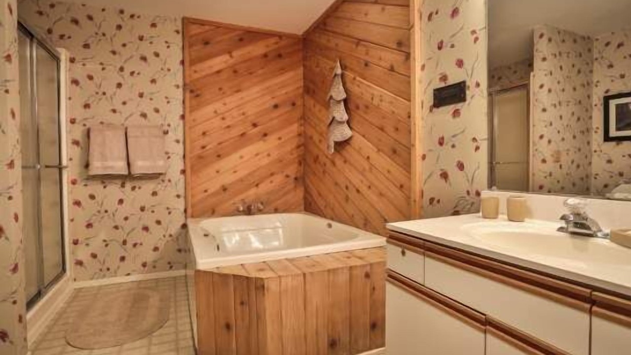 Photo of Bathroom in Harbor Springs