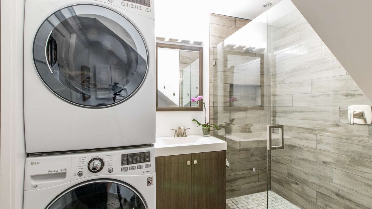 Photo of Bathroom in New Town