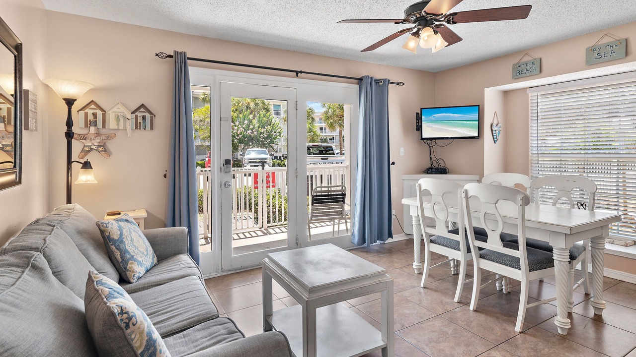 Photo of Bedroom in Miramar Beach