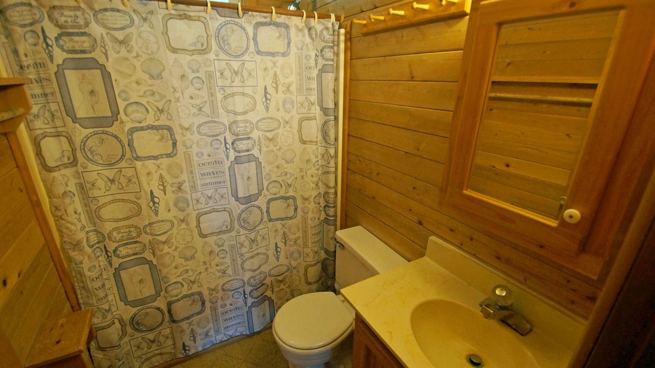 Photo of Bathroom in Ocean Sands