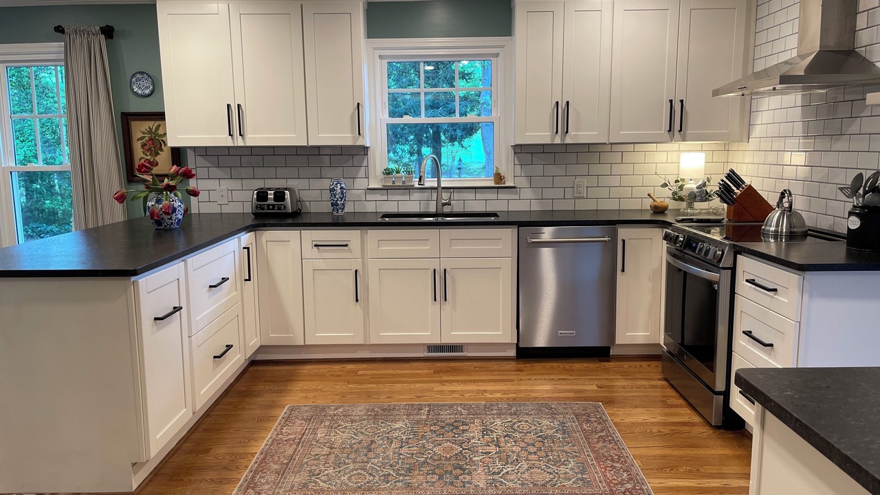 Photo of Kitchen in State Road