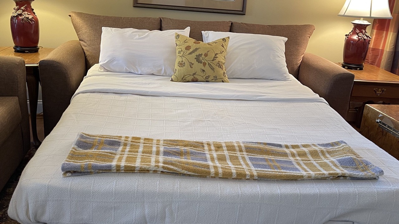 Photo of Bedroom in State Road