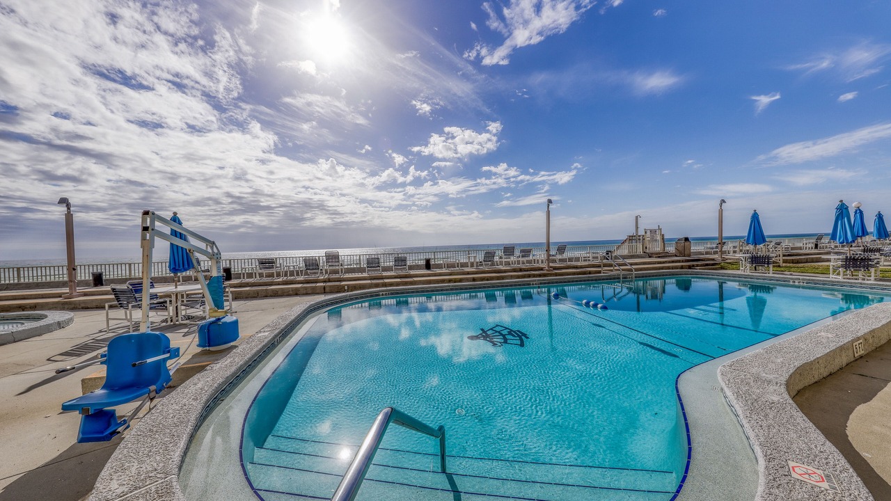 Photo of Outdoor in Fort Bay