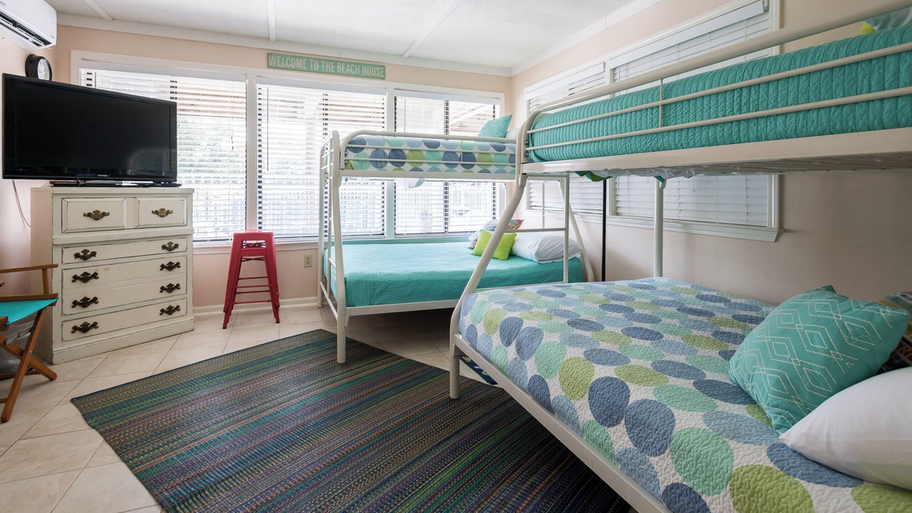 Photo of Bedroom in Gulf Trace