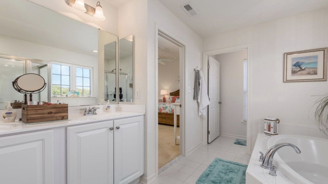Photo of Bathroom in Ocean View