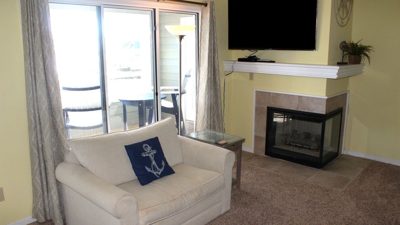 Photo of Livingroom in Manteo