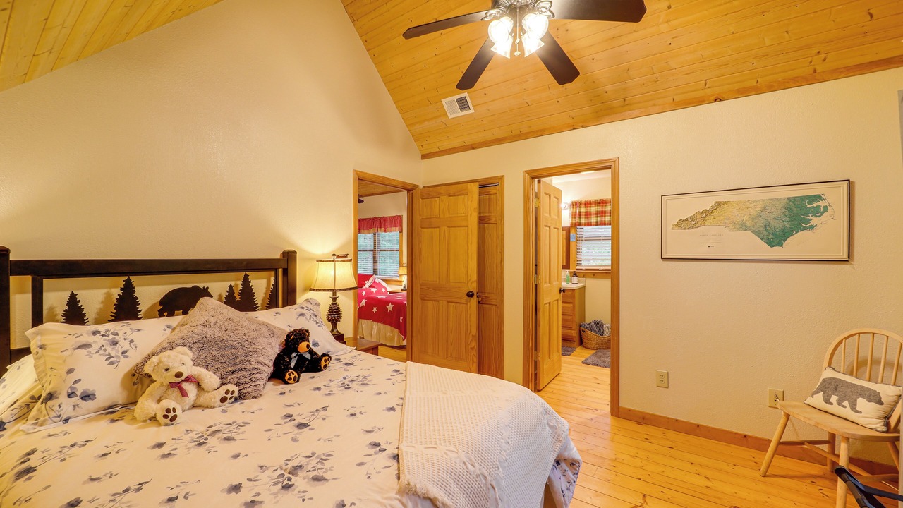 Photo of Bedroom in Deep Gap