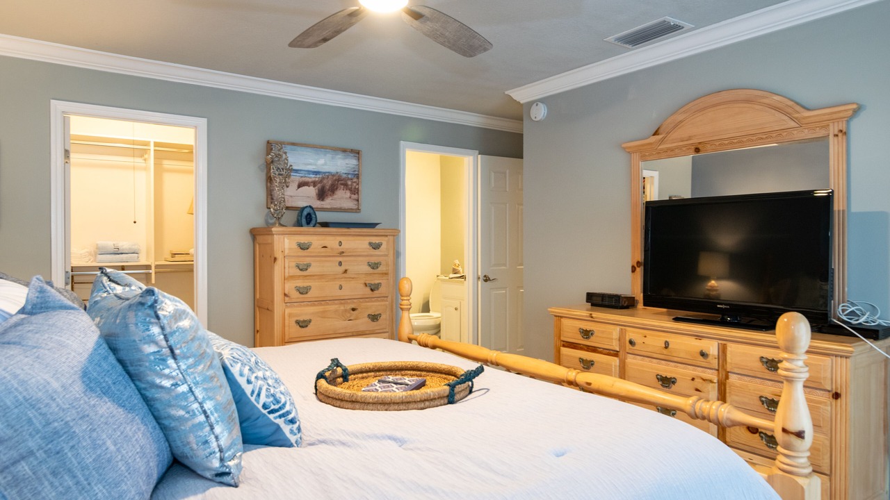 Photo of Bedroom in Holmes Beach
