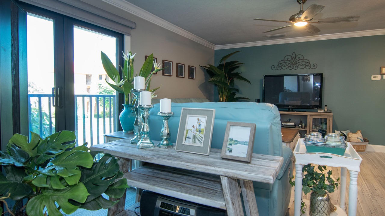 Photo of Livingroom in Holmes Beach