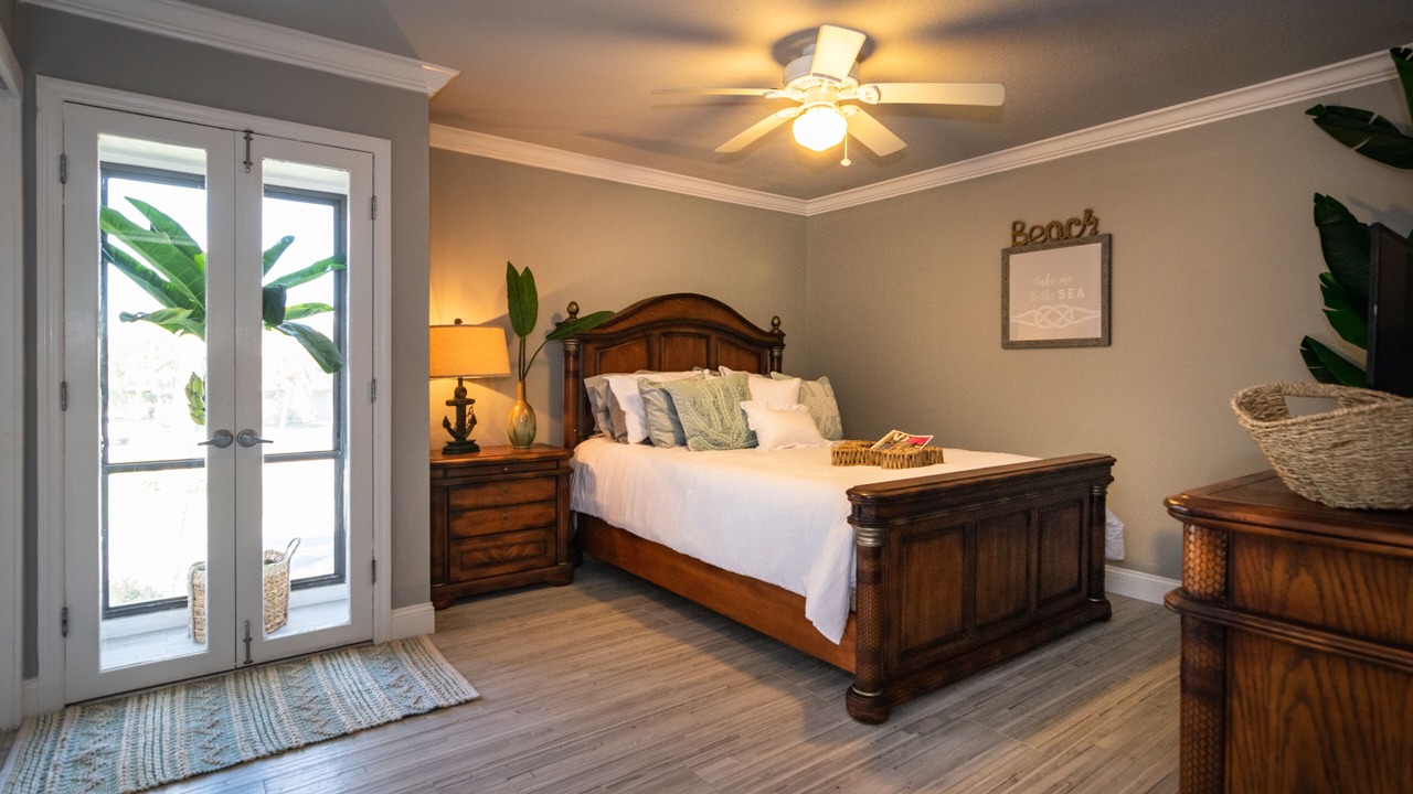 Photo of Bedroom in Holmes Beach