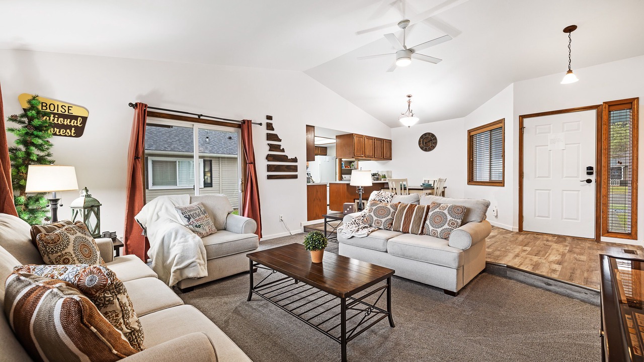 Photo of Livingroom in Meridian