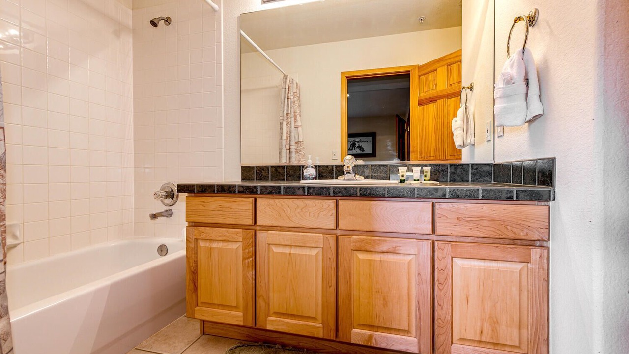 Photo of Bathroom in Wildernest