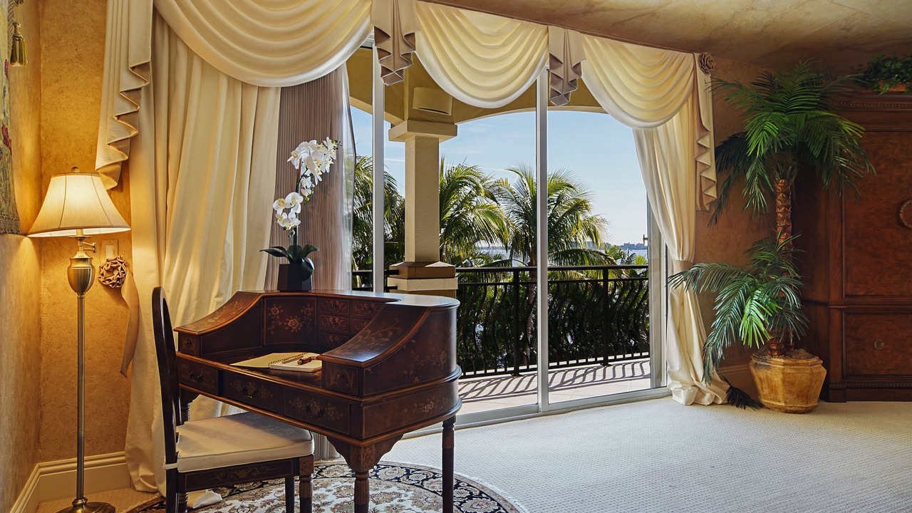 Photo of Patio Balcony in Yacht Club