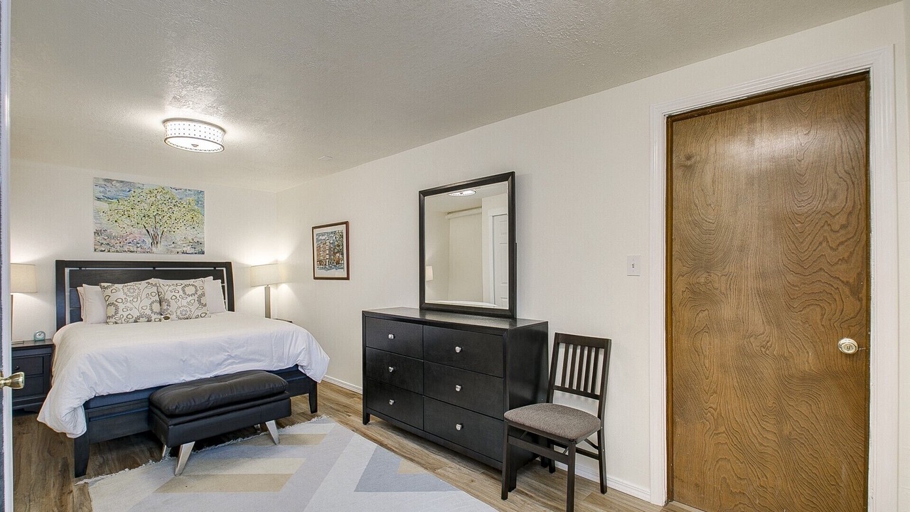 Photo of Bedroom in North End