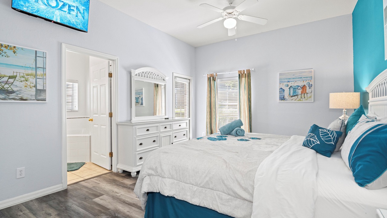 Photo of Bedroom in Bahama Bay