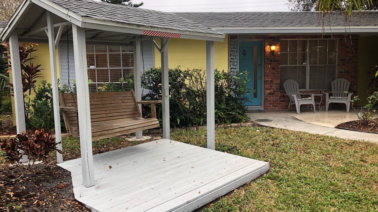 Photo of Patio Balcony in Gulf Gate Estates