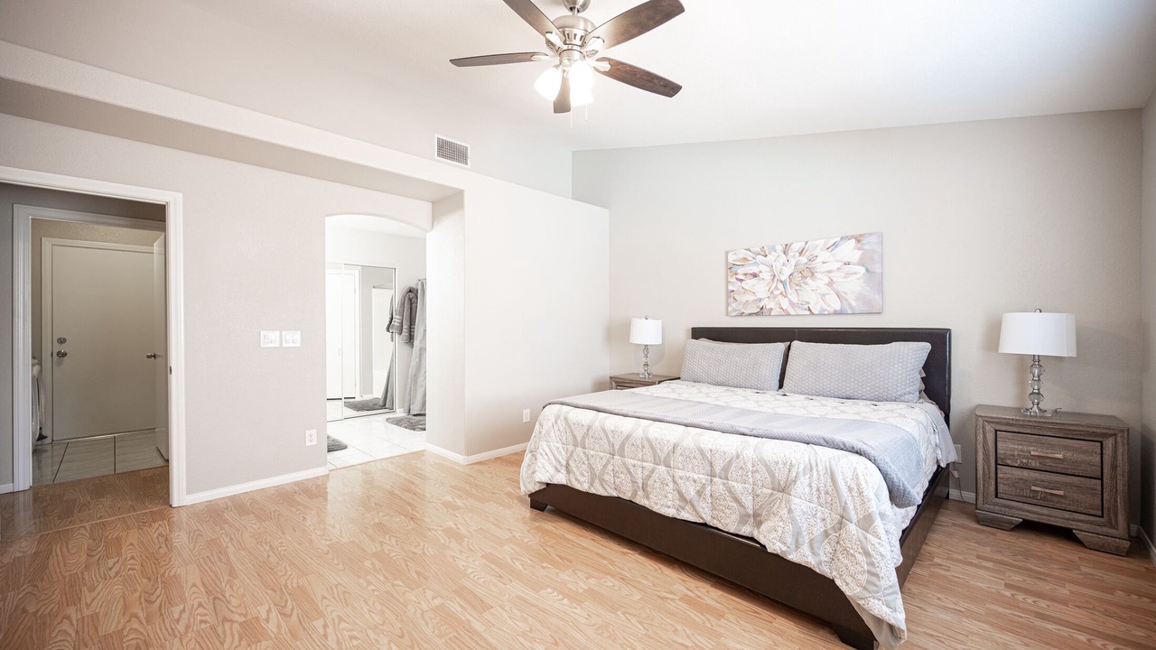 Photo of Bedroom in River Mountain