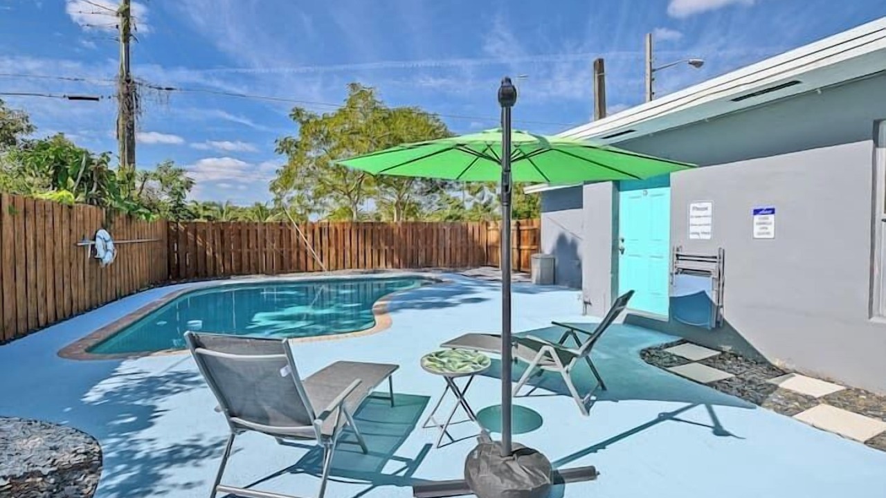 Photo of Outdoor in Poinsettia Heights