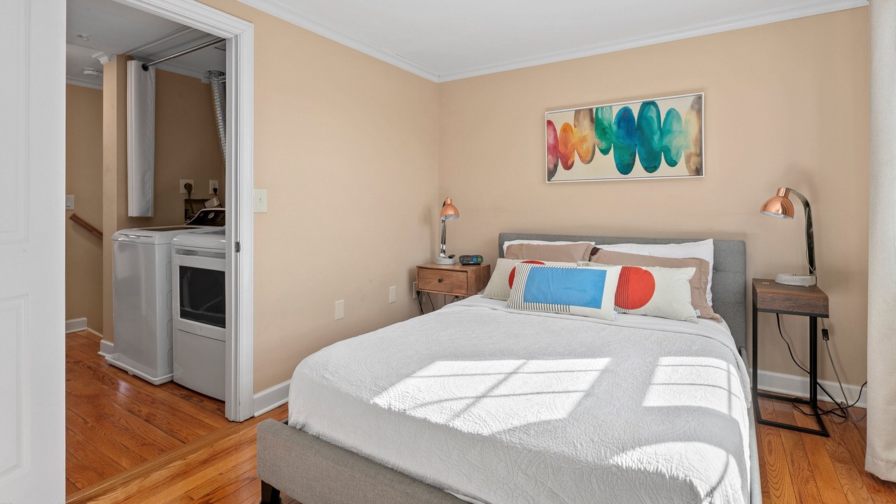 Photo of Bedroom in Potomac Falls