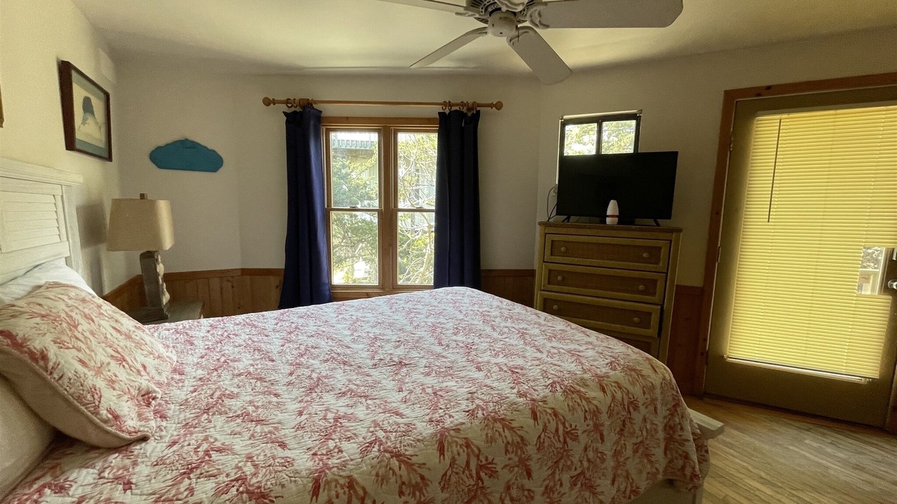 Photo of Bedroom in Avon