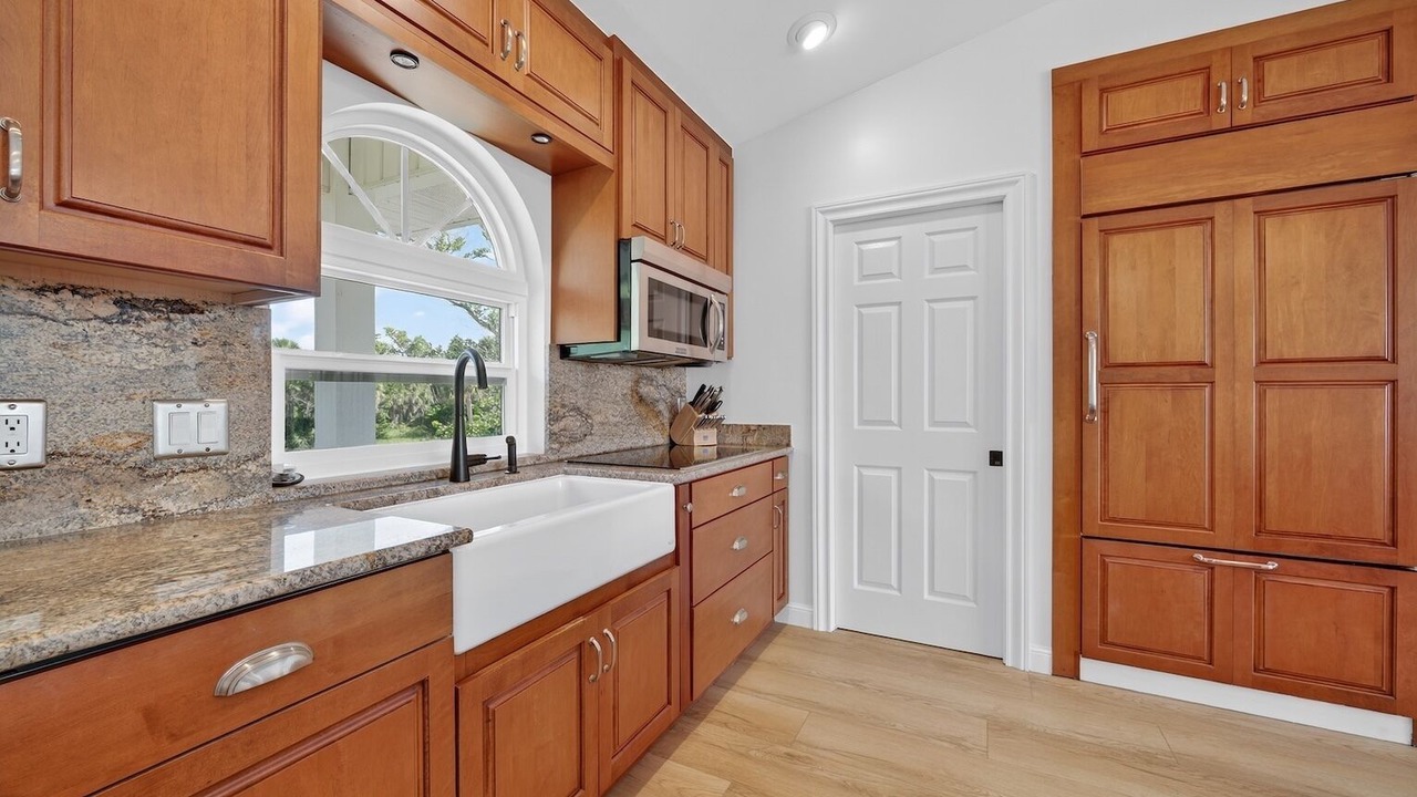 Photo of Kitchen in Heron's Landing