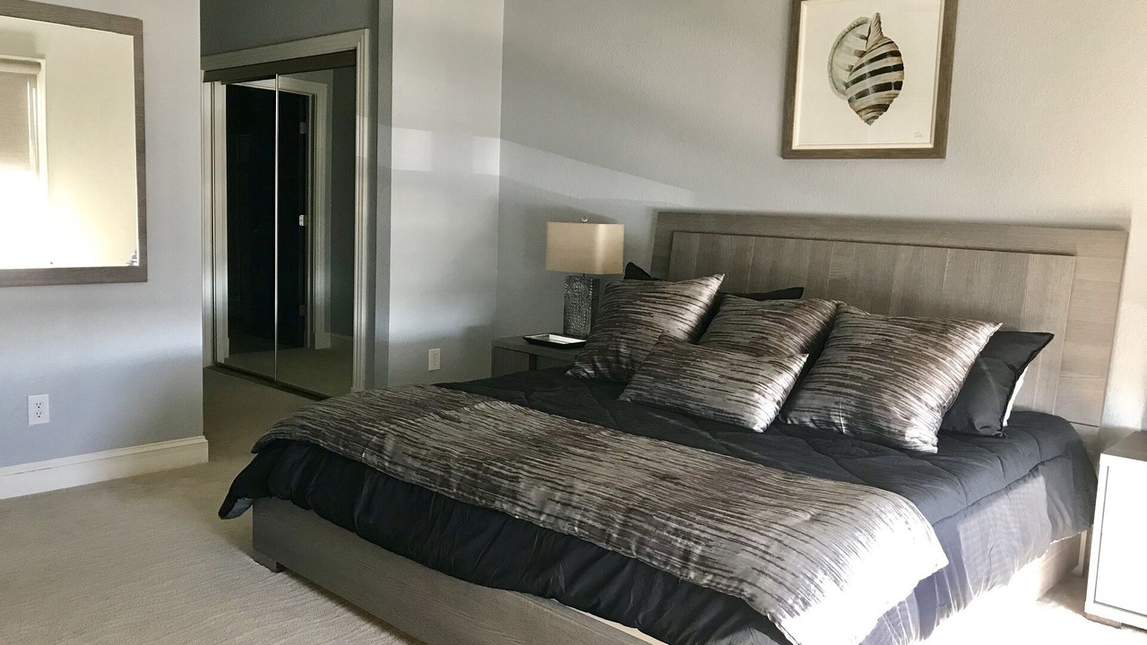 Photo of Bedroom in Manteo