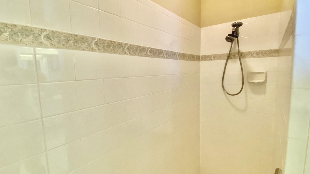 Photo of Bathroom in Pelican