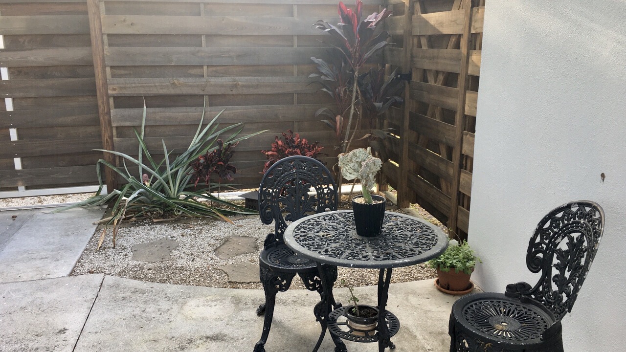 Photo of Patio Balcony in South Gate Ridge