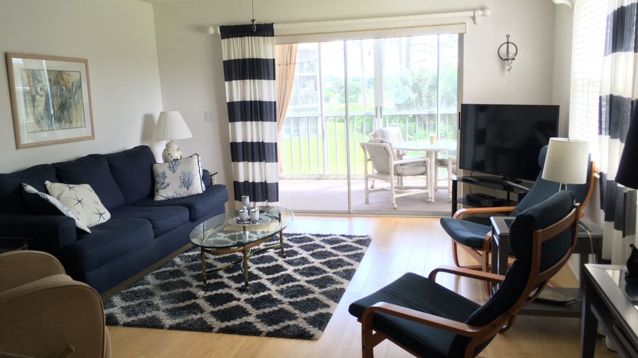 Photo of Livingroom in Palmer Ranch