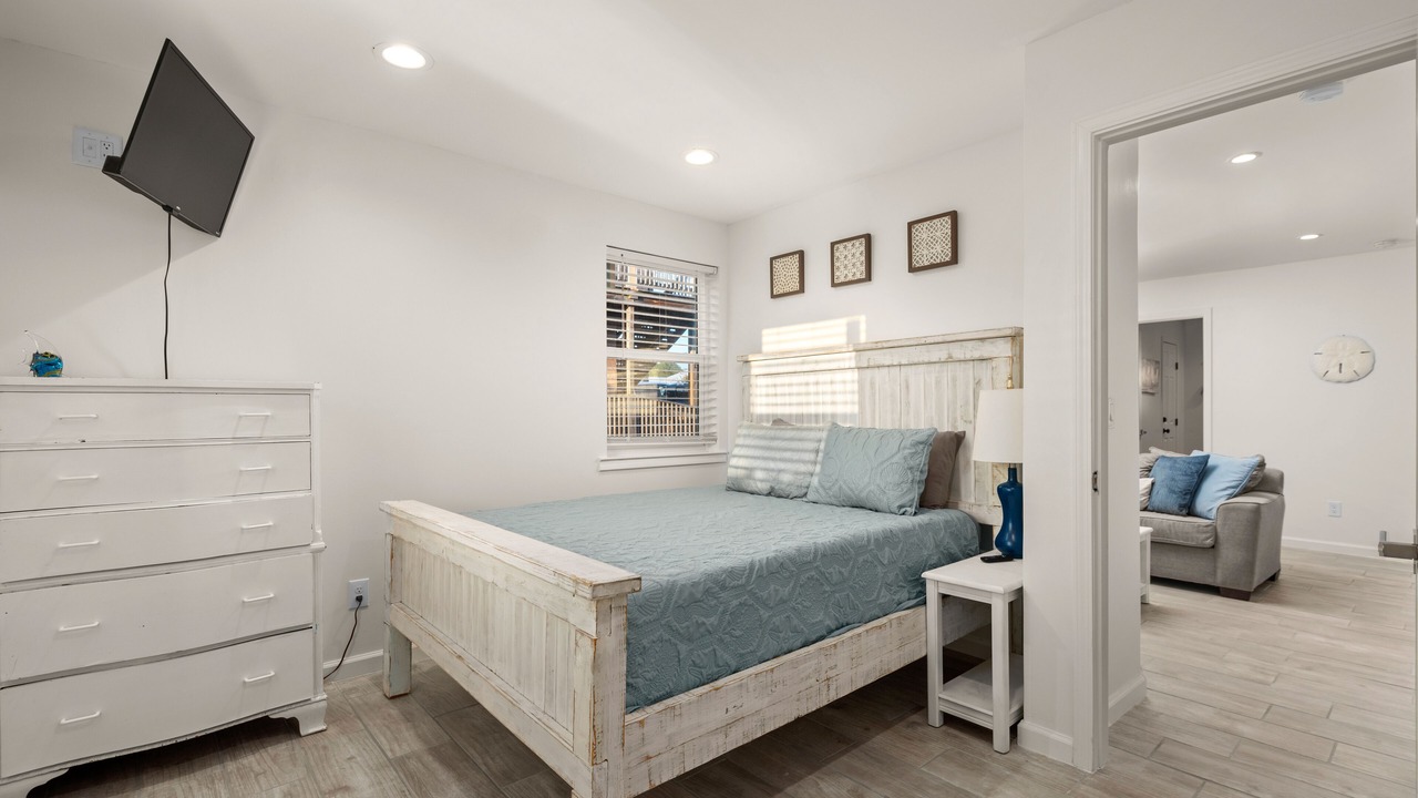 Photo of Bedroom in Laguna Beach