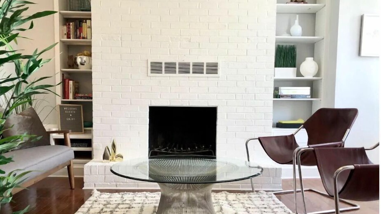 Photo of Livingroom in H Street Corridor